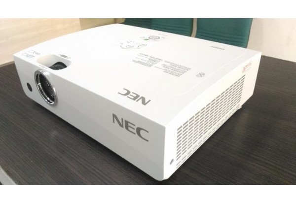 Máy chiếu NEC NP-MC371XG